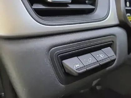 Photo 28 Renault Captur  E-Tech 145 - 21