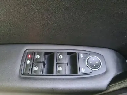 Photo 29 Renault Captur  E-Tech 145 - 21