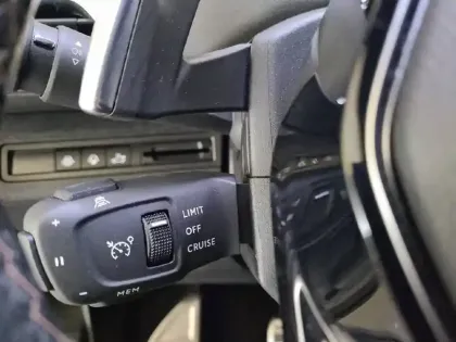 Photo 27 Peugeot 3008  Puretech 130ch S&S EAT8