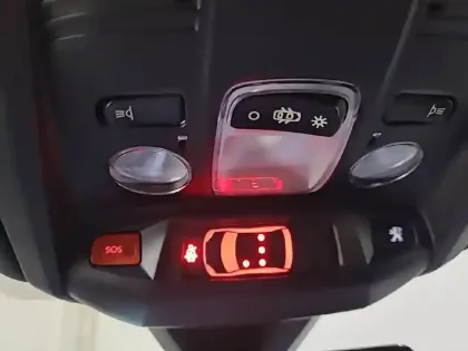 Photo 26 Peugeot 3008  Puretech 130ch S&S EAT8