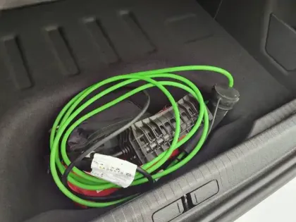 Photo 19 Citroën C4 e- 136 ch Automatique