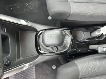 Photo 13 Citroën C3 Aircross  PureTech 110 S&S BVM6