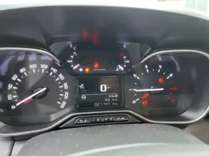 Photo 9 Citroën C3 Aircross  PureTech 110 S&S BVM6