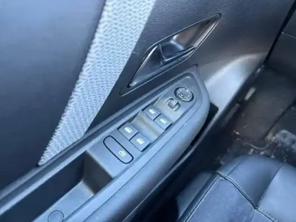 Photo 24 Citroën C4  BlueHDi 130 EAT8