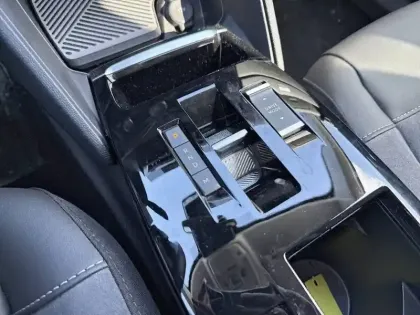 Photo 13 Citroën C4  BlueHDi 130 EAT8