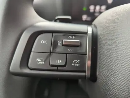 Photo 17 Citroën C4  Hybride 136 e-DCS6