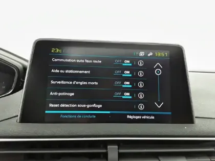 Photo 64 Peugeot 3008  Hybrid4 300 e-EAT8