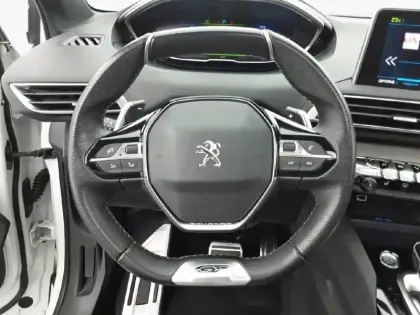 Photo 46 Peugeot 3008  Hybrid4 300 e-EAT8
