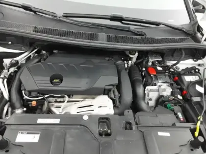 Photo 56 Peugeot 3008  Hybrid4 300 e-EAT8