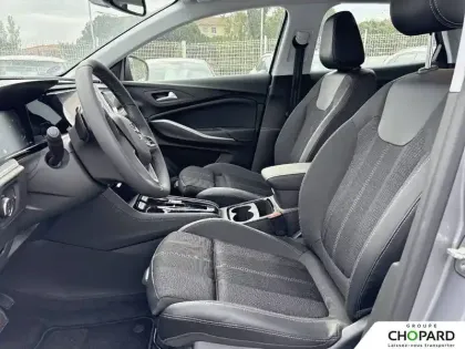 Photo 33 Opel Grandland  1.2 Turbo Hybrid 136 ch e-DCT6