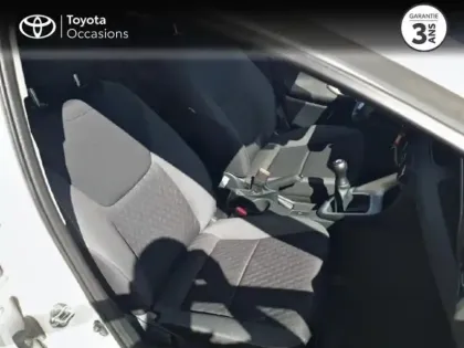 Photo 5 Toyota Yaris  70 VVT-i Dynamic 5p MY22