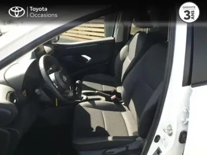 Photo 10 Toyota Yaris  70 VVT-i Dynamic 5p MY22