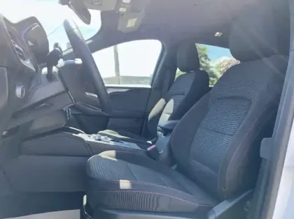 Photo 9 Ford Kuga 2.5 Duratec 190ch FHEV E85 ST-Line BVA