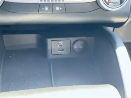 Photo 17 Ford Kuga 2.5 Duratec 190ch FHEV E85 ST-Line BVA