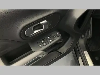 Photo 16 Citroën C5 aircross  Hybride Rechargeable 225 S&S e-EAT8 Shine