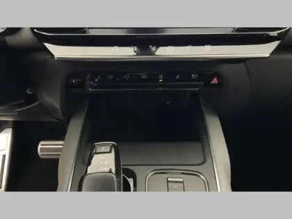 Photo 23 Citroën C5 aircross  Hybride Rechargeable 225 S&S e-EAT8 Shine