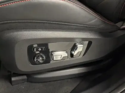 Photo 29 BMW Xm  4.4 V8 748ch Label Red