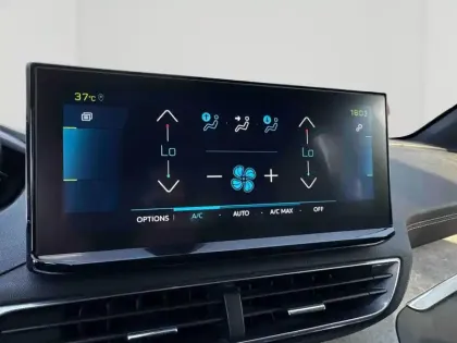 Photo 43 Peugeot 3008  HYBRID 225ch GT Pack e-EAT8