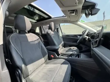 Photo 5 Volkswagen Tiguan  1.5 eHybrid 272ch Elegance DSG6