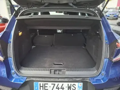 Photo 29 Renault Captur  E-Tech full hybrid 160 ch