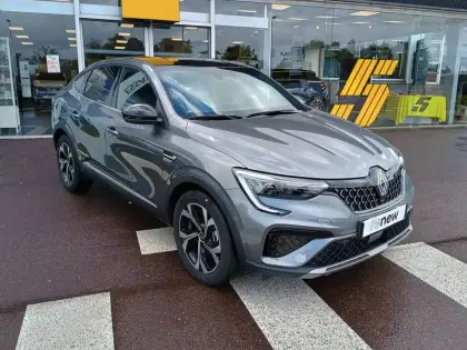 Photo 3 Renault Arkana  E-Tech full hybrid 145 GSR2
