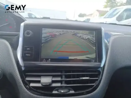 Photo 18 Peugeot 2008  PureTech 130ch S&S BVM6