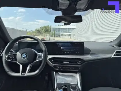 Photo 21 BMW I4  xDrive40 401 ch BVA