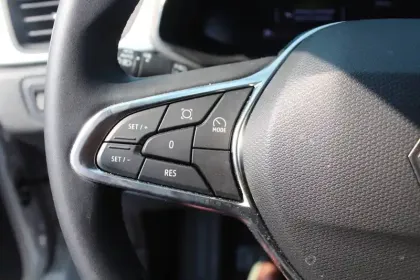 Photo 52 Renault Captur  E-Tech full hybrid 160 ch