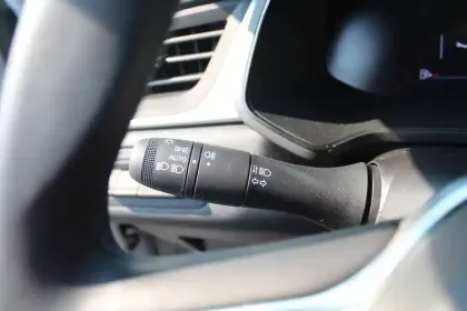 Photo 50 Renault Captur  E-Tech full hybrid 160 ch