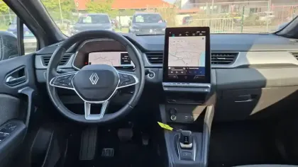 Photo 9 Renault Captur  E-Tech full hybrid 160 ch