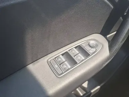 Photo 24 Renault Captur  E-Tech full hybrid 160 ch