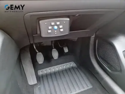 Photo 23 Peugeot 208  BlueHDi 100 S&S BVM6