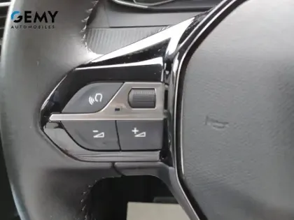 Photo 12 Peugeot 208  BlueHDi 100 S&S BVM6