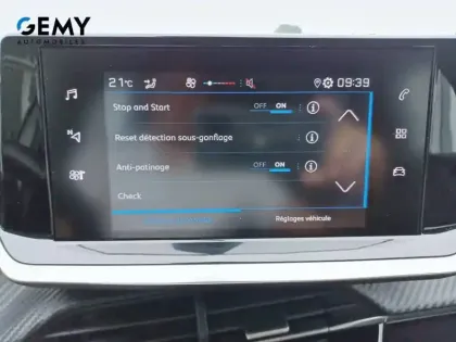 Photo 20 Peugeot 208  BlueHDi 100 S&S BVM6