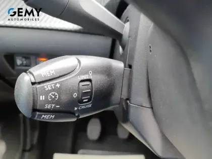 Photo 14 Peugeot 208  BlueHDi 100 S&S BVM6