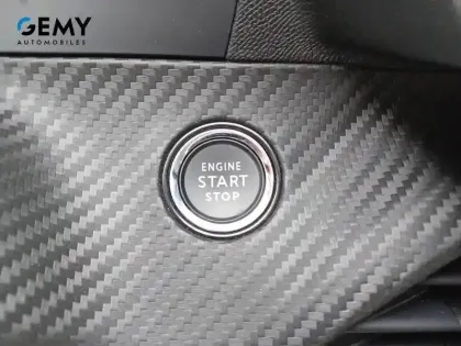 Photo 16 Peugeot 208  BlueHDi 100 S&S BVM6