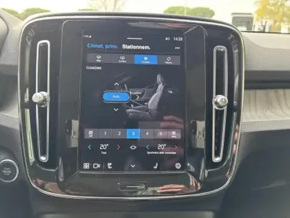 Photo 42 Volvo Xc40  B3 163 ch DCT7