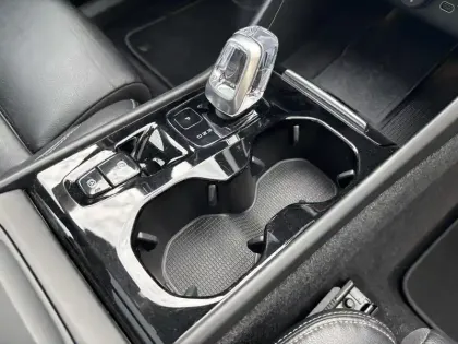 Photo 54 Volvo Xc40  B3 163 ch DCT7