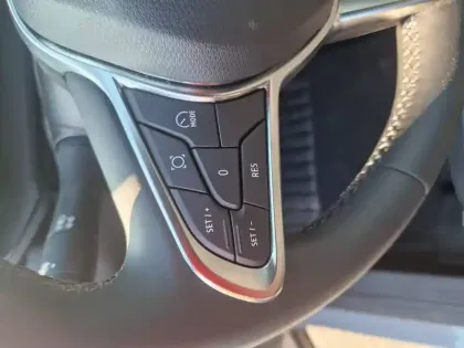 Photo 22 Renault Captur  E-Tech full hybrid 160 ch