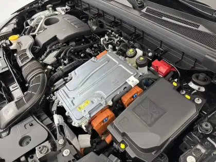 Photo 78 Renault Arkana  E-Tech 145 - 23