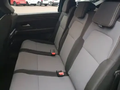 Photo 6 Dacia Jogger  Hybrid 140 7 places GSR2