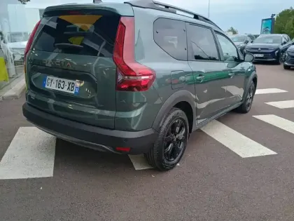 Photo 2 Dacia Jogger  Hybrid 140 7 places GSR2