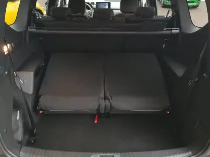 Photo 7 Dacia Jogger  Hybrid 140 7 places GSR2