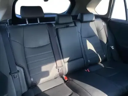 Photo 9 Toyota Rav4  2.5 Hybride 218ch Lounge 2WD MY23