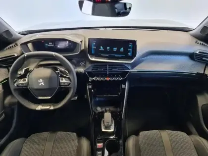 Photo 25 Peugeot 2008  e- 136ch GT