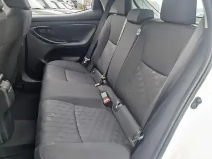 Photo 12 Toyota Yaris  116h Dynamic 5p MC24