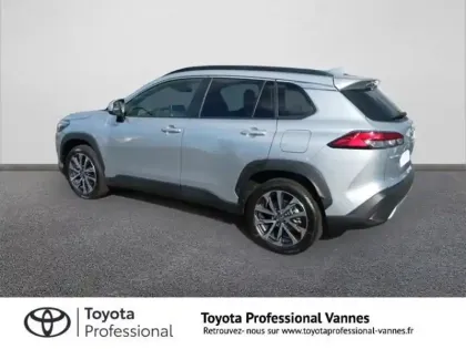 Photo 3 Toyota Corolla  CROSS 1.8 140ch Design