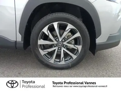 Photo 14 Toyota Corolla  CROSS 1.8 140ch Design