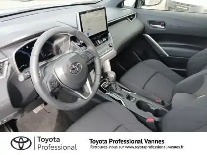 Photo 5 Toyota Corolla  CROSS 1.8 140ch Design