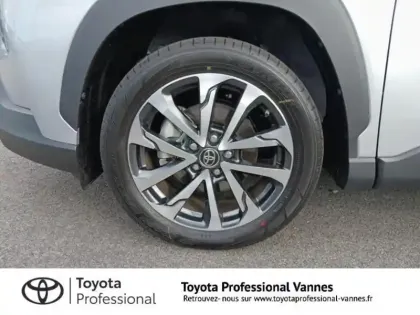 Photo 13 Toyota Corolla  CROSS 1.8 140ch Design